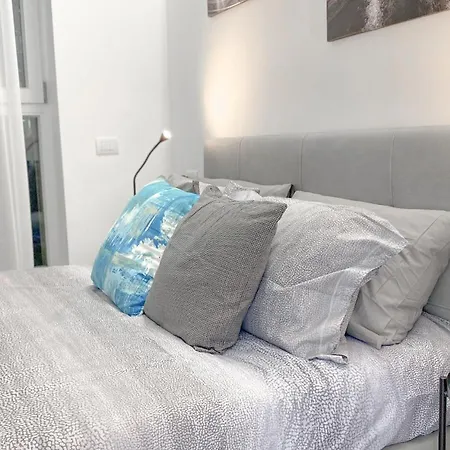 Cardano - 5 Min From Station