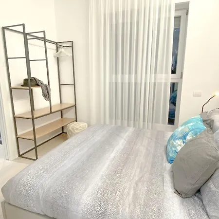 Apartment Cardano - 5 Min From Station *