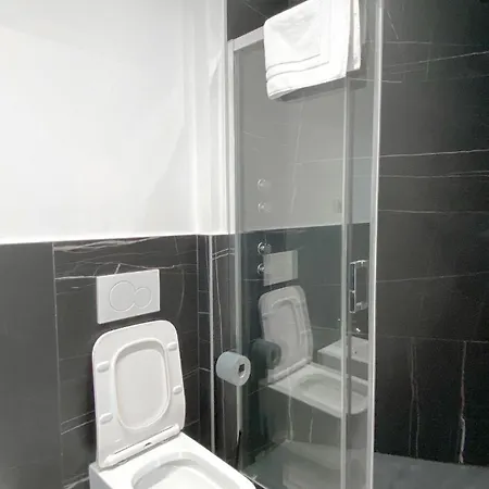 Cardano - 5 Min From Station Milan