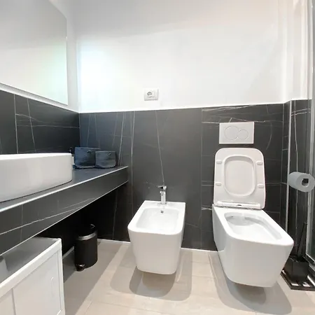 Cardano - 5 Min From Station Appartement *