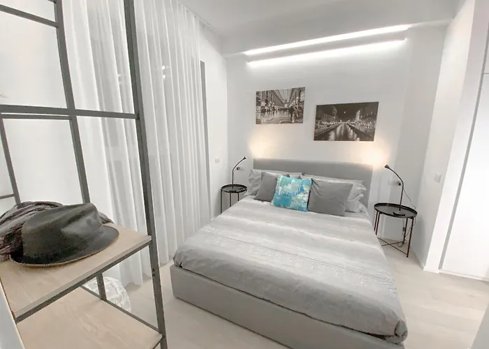 Apartament Cardano - 5 Minuti Dalla Stazione