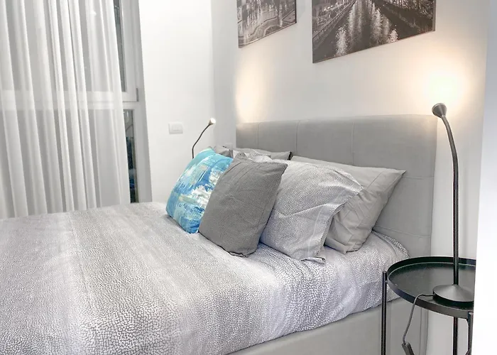 Apartament Cardano - 5 Minuti Dalla Stazione